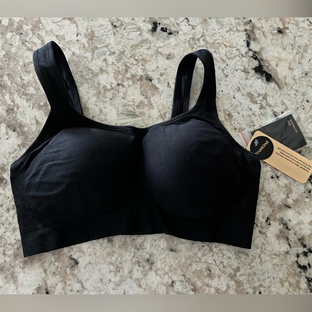 Black size Large Truekind daily comfort wirefree shaper bra.